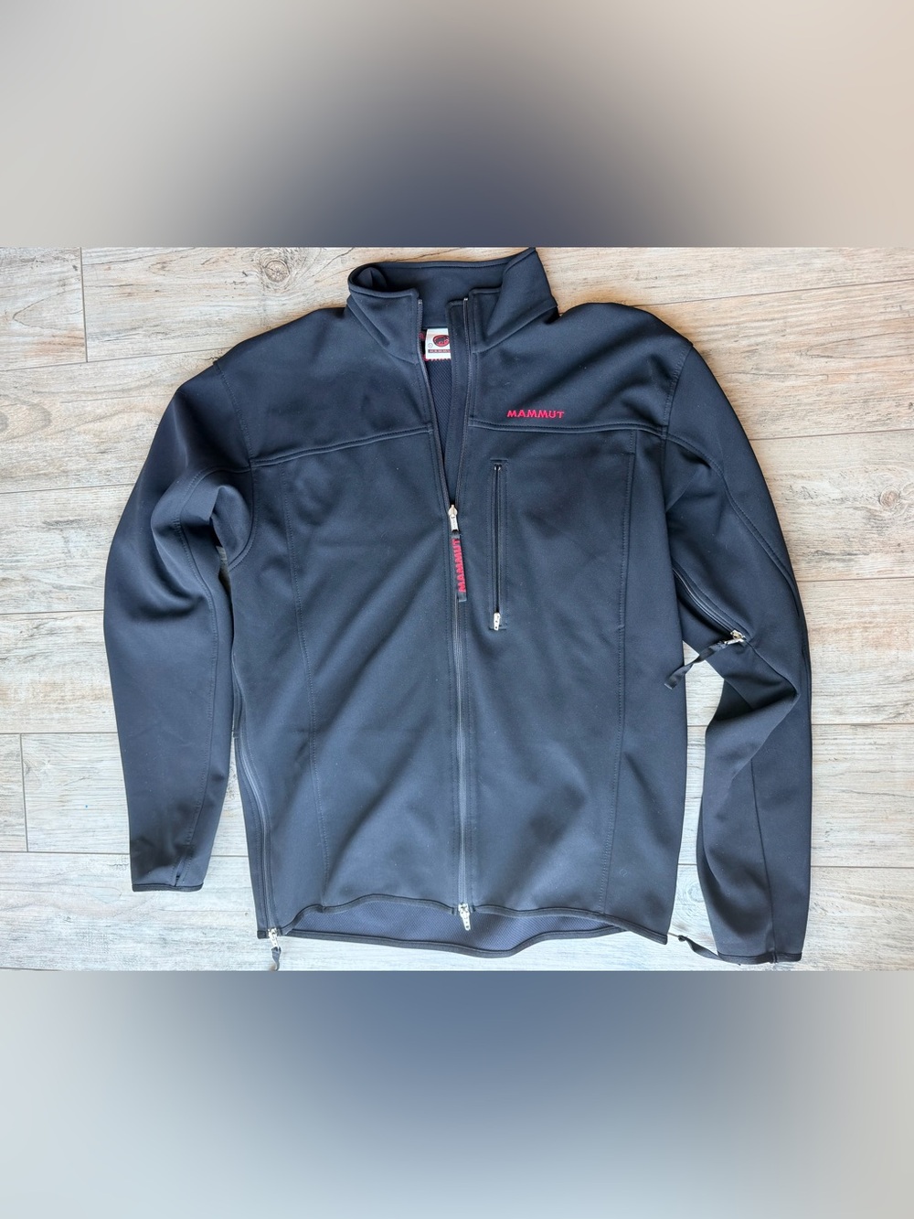 Mammut Windstopper Softshell Jacket Mens XL Black Full Zip Hiking Gorpcore